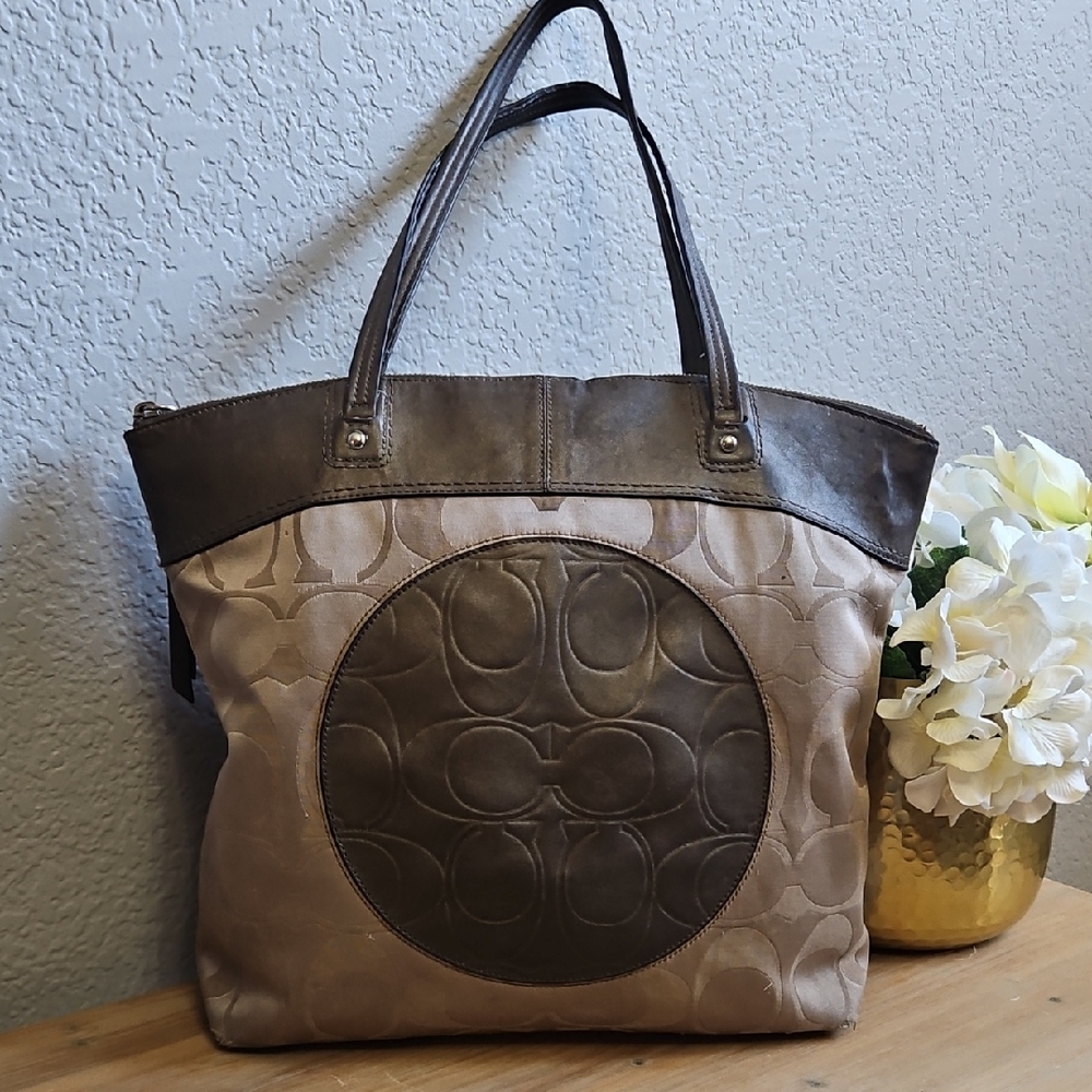 Coach Signature Laura Tote Bag